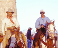 Вигго и Рекс Петерсен, тренер лошадей в 'Идальго'